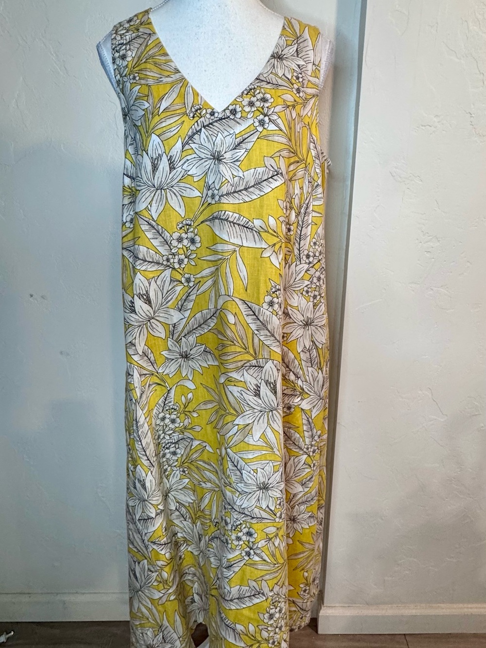 J. Jill 100% Linen Tropical Maxi Dress Yellow Floral Sleeveless Resort Dress